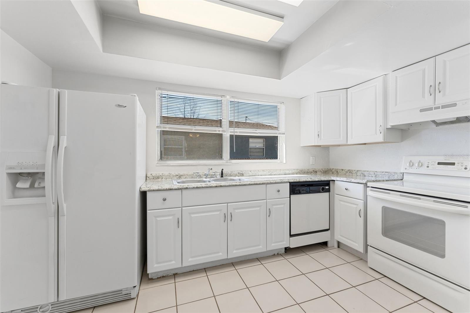 Image 14 of 30 For 669 52nd Avenue S