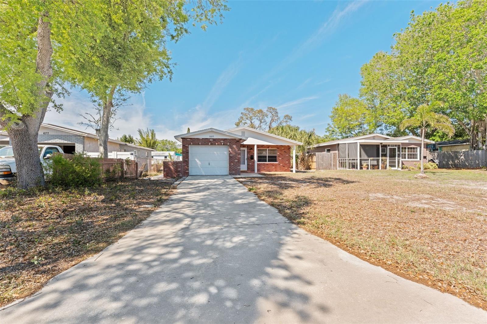 Image 3 of 30 For 669 52nd Avenue S