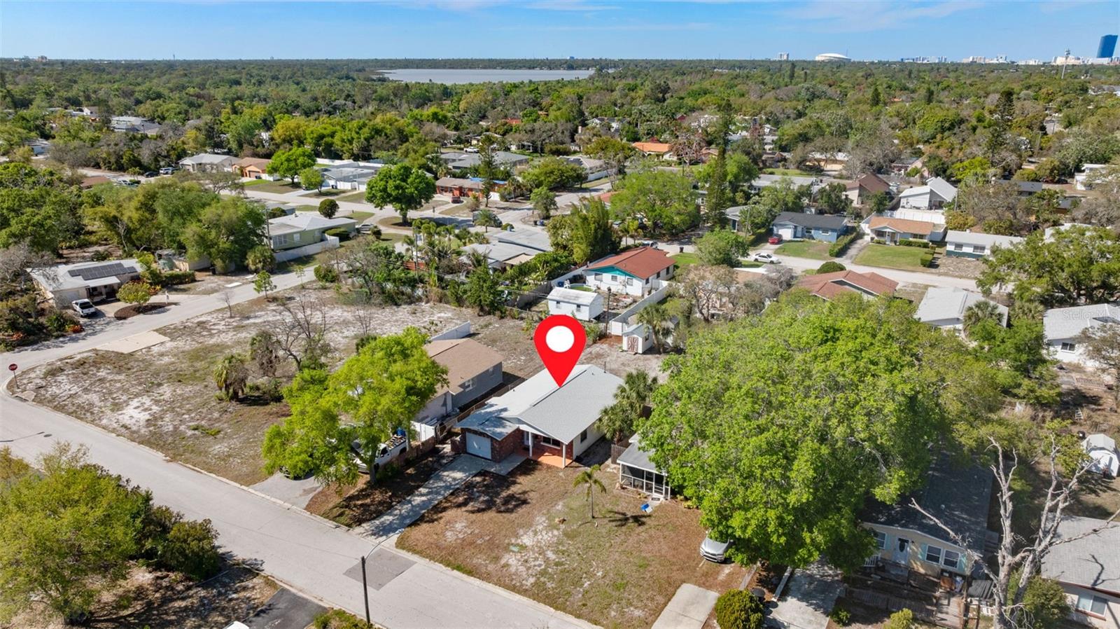 Image 5 of 30 For 669 52nd Avenue S