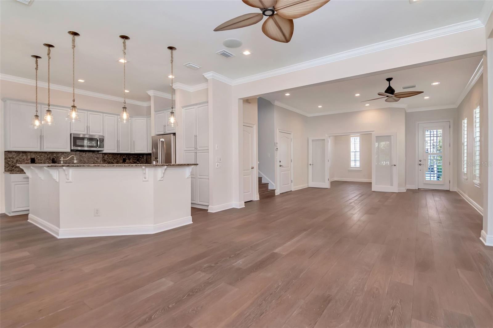 Image 11 of 83 For 947 Hemingway Circle