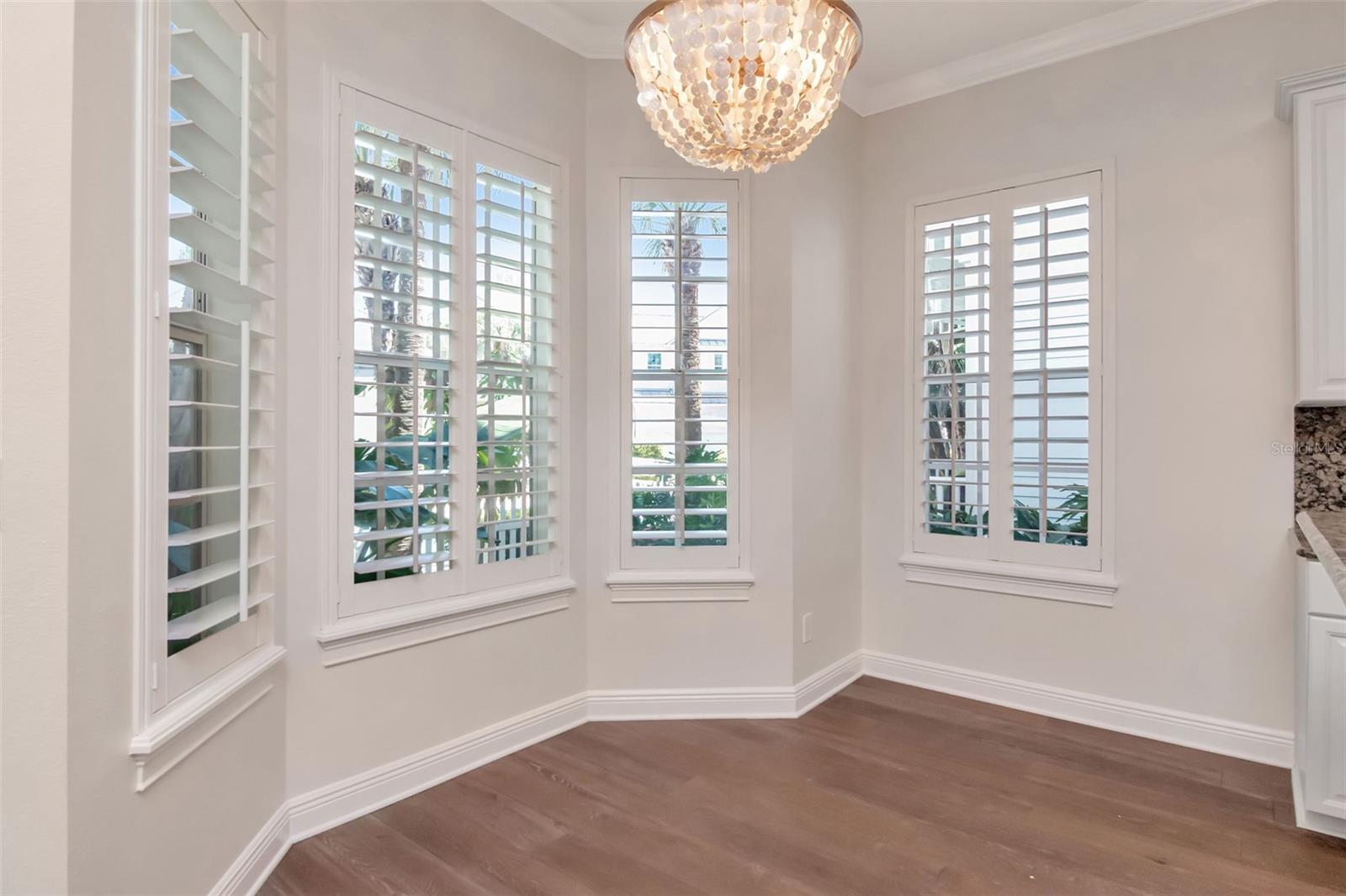 Image 15 of 83 For 947 Hemingway Circle