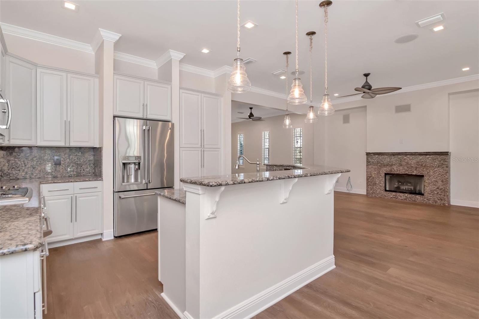 Image 16 of 83 For 947 Hemingway Circle