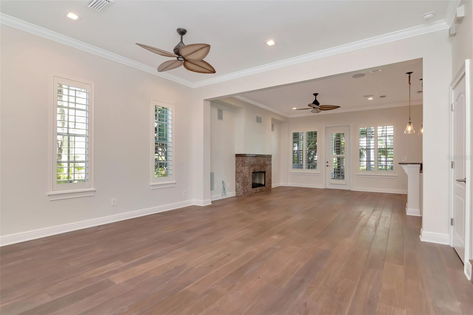 Image 2 of 83 For 947 Hemingway Circle