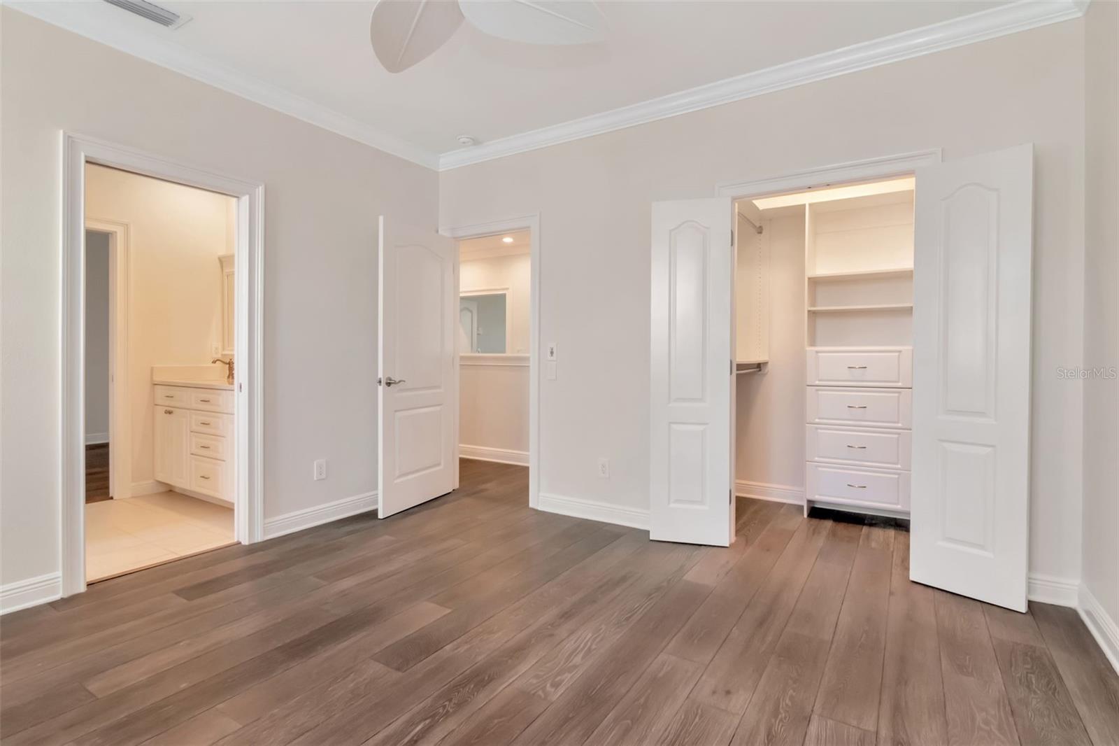 Image 48 of 83 For 947 Hemingway Circle