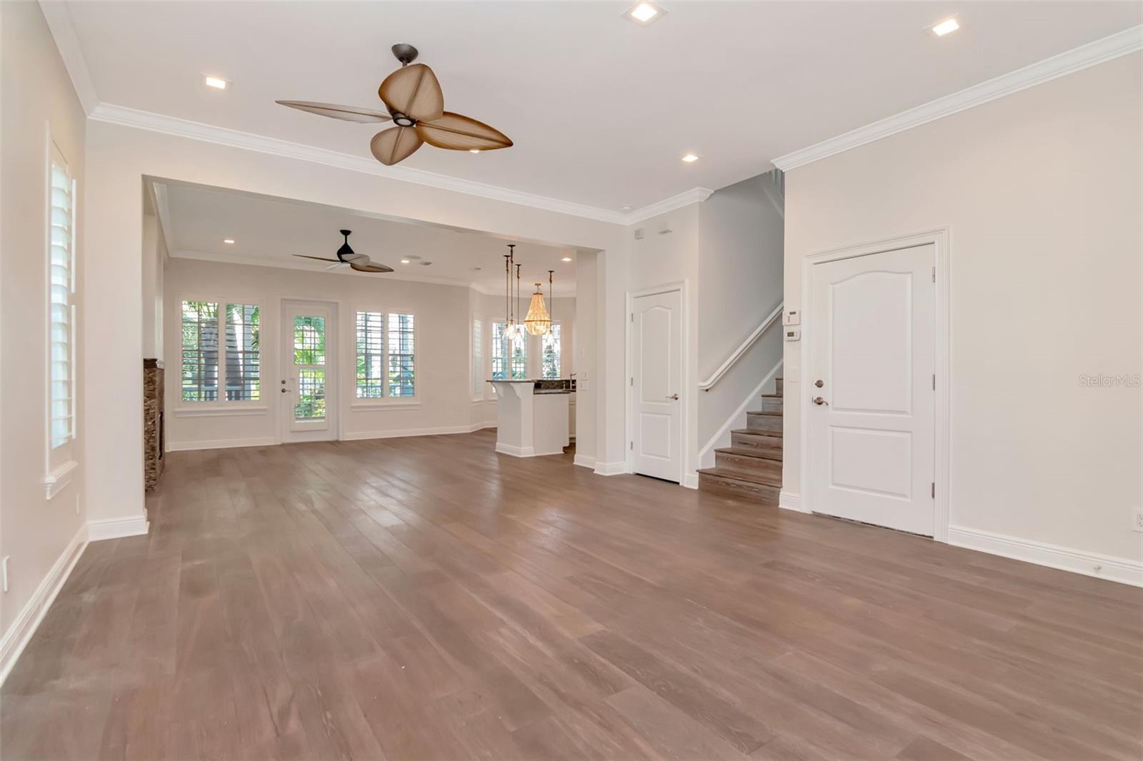 Image 5 of 83 For 947 Hemingway Circle