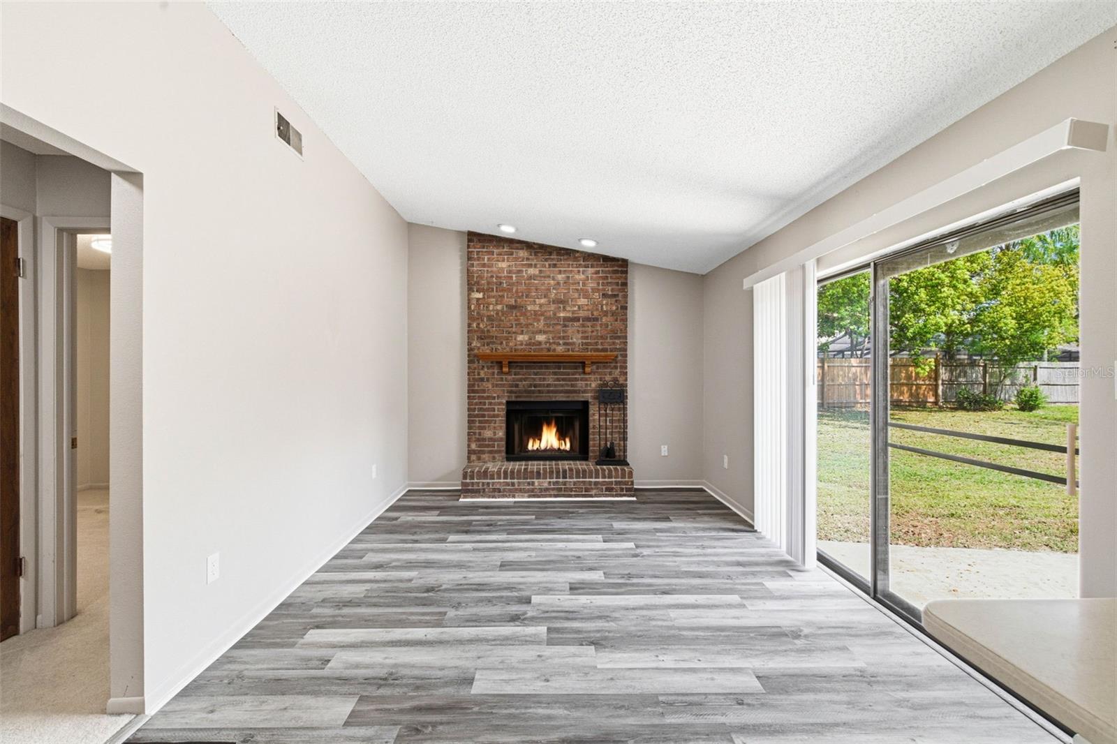 Image 12 of 56 For 15925 Crying Wind Drive