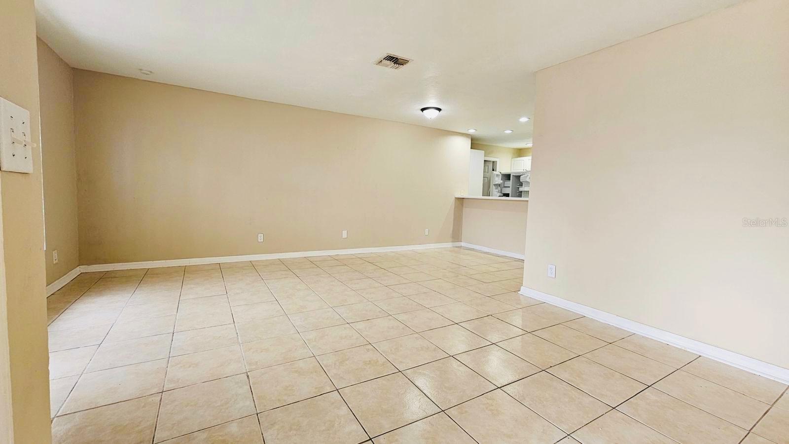 Image 3 of 17 For 3026 Santa Barbara Boulevard