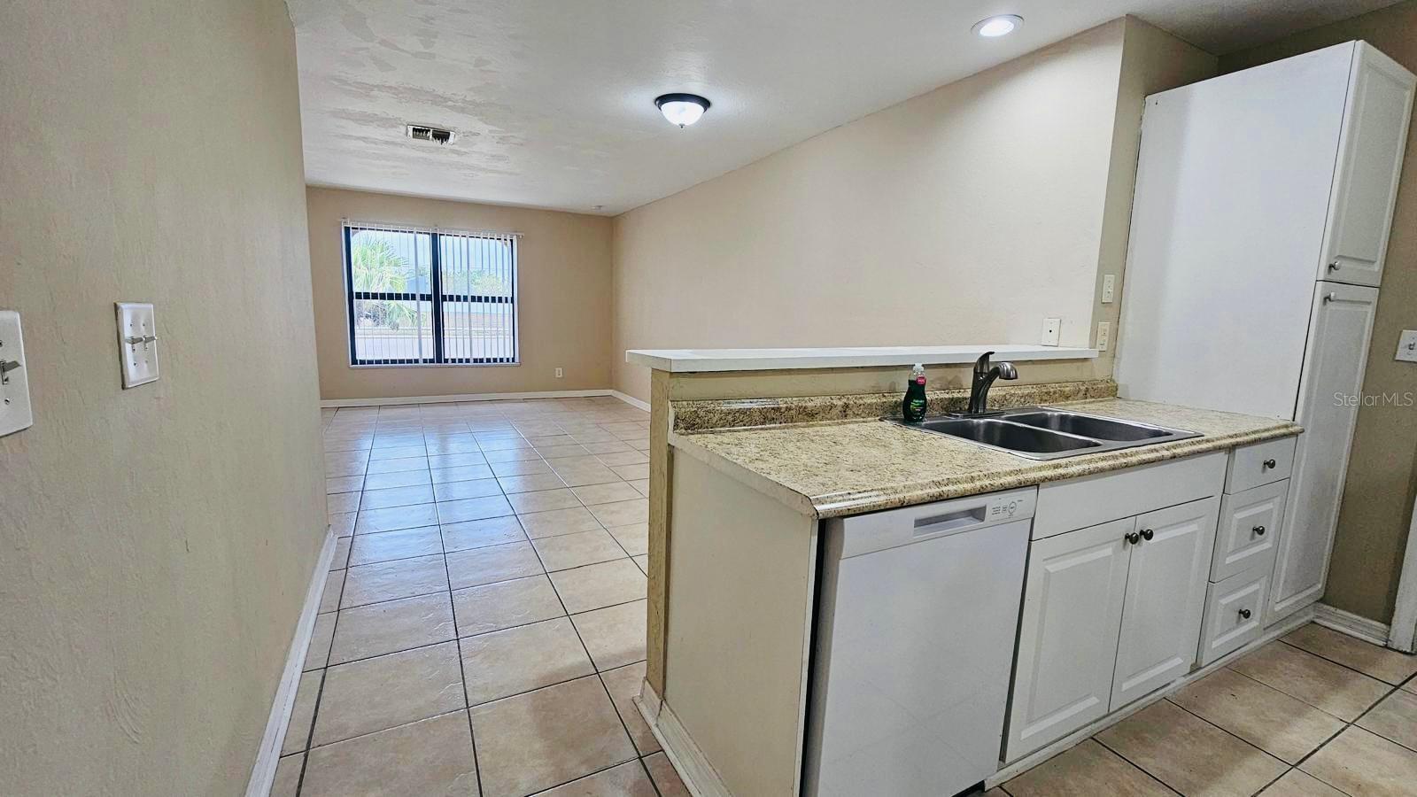 Image 6 of 17 For 3026 Santa Barbara Boulevard