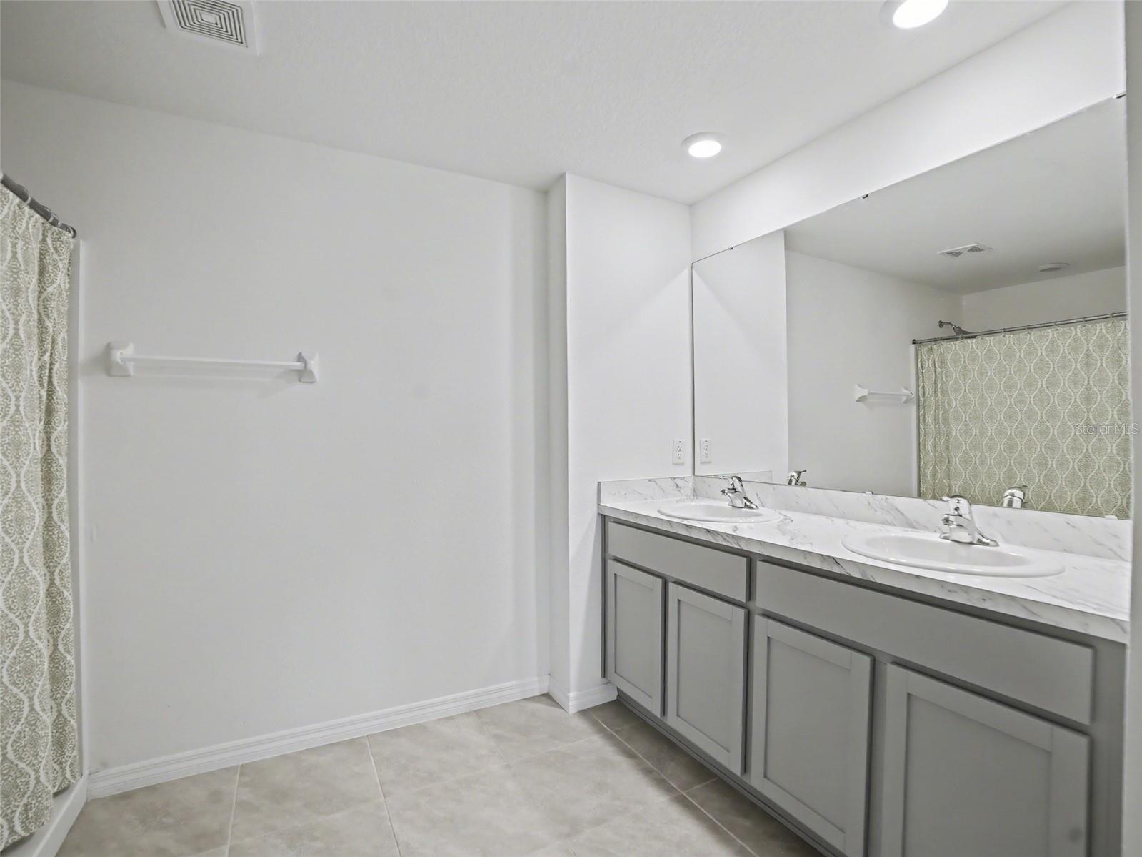 Image 21 of 33 For 11454 Stone Pine Street