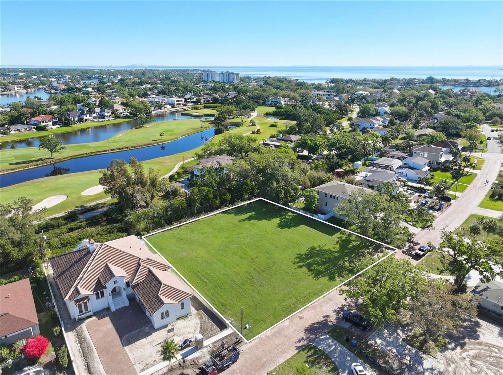 Image 4 of 15 For 300 Rafael Boulevard Ne