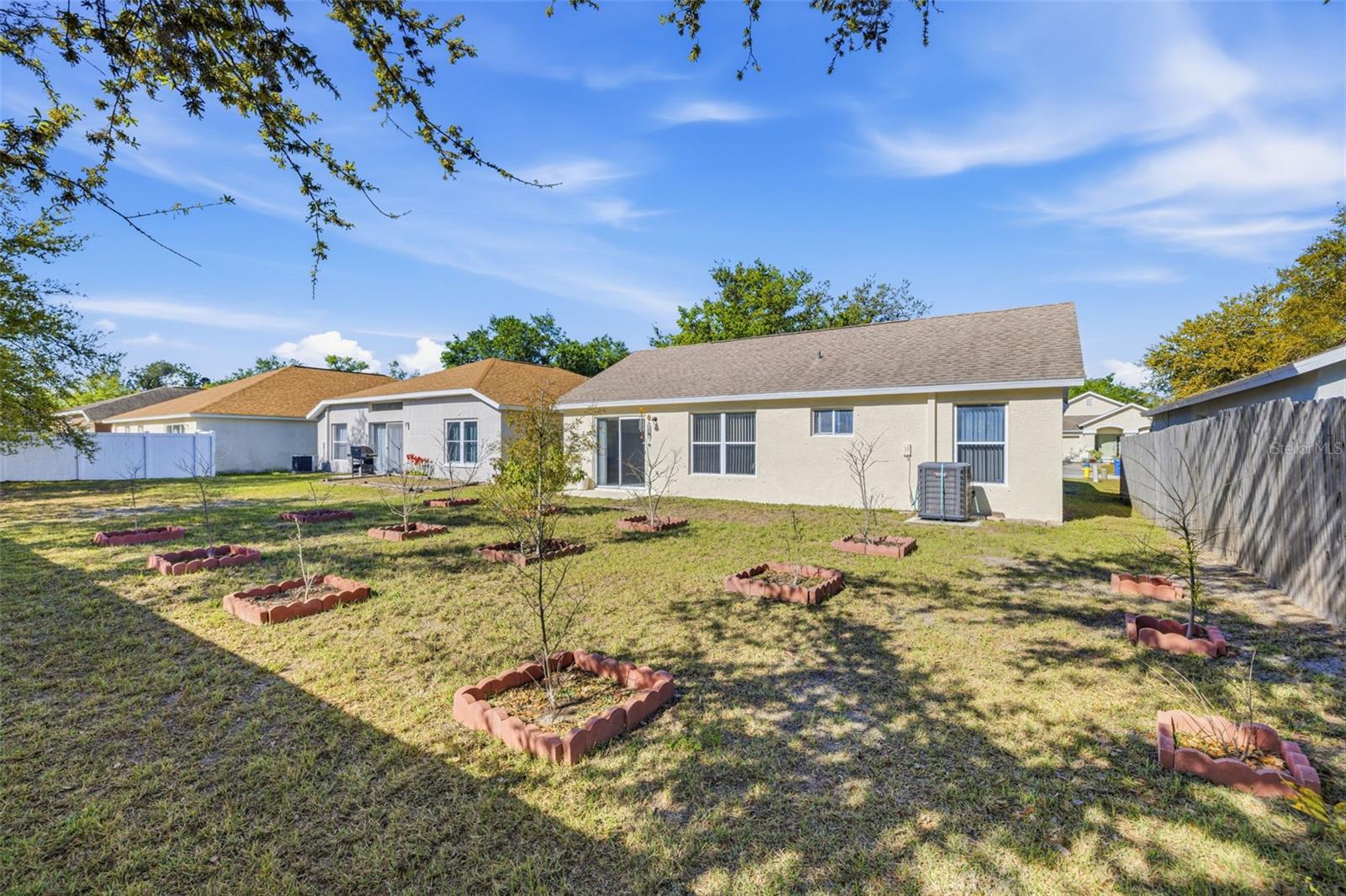 Image 16 of 20 For 12422 Tree Pointe Court