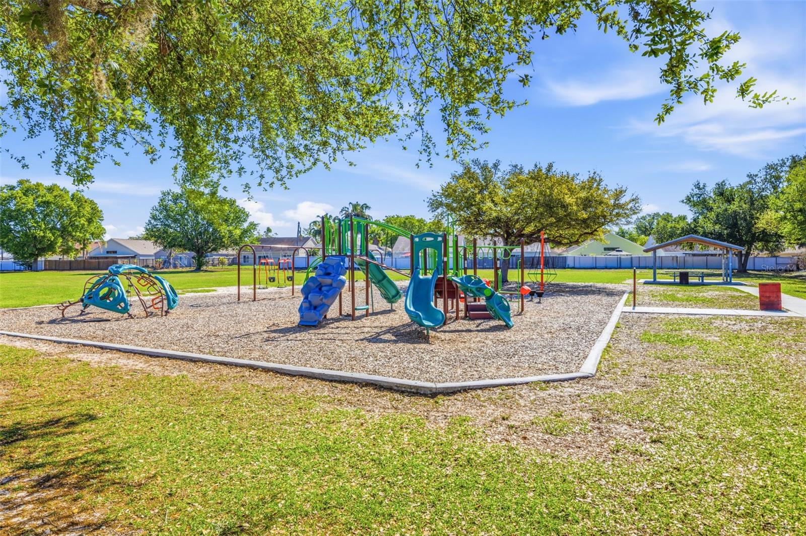 Image 18 of 20 For 12422 Tree Pointe Court