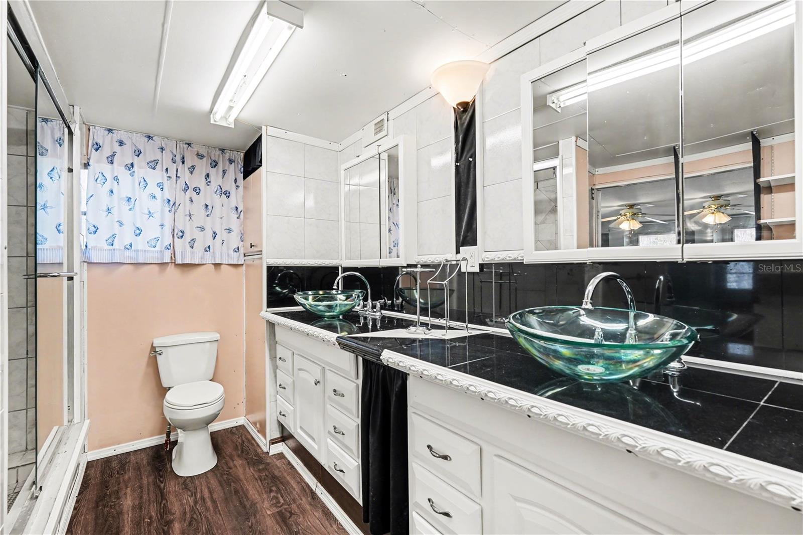 Image 14 of 24 For 24265 Duffield Road