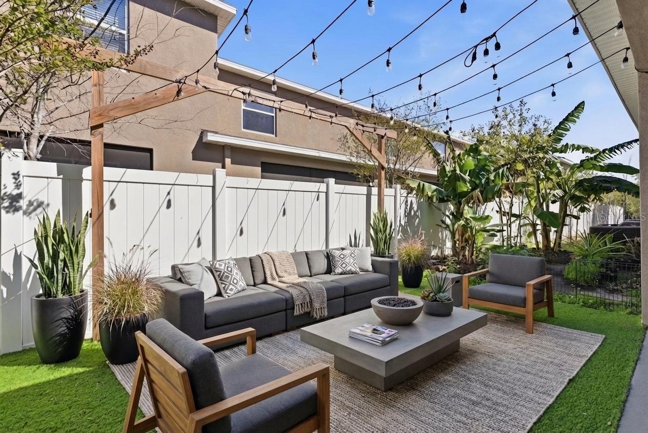 Image 25 of 47 For 424 Newmont Circle