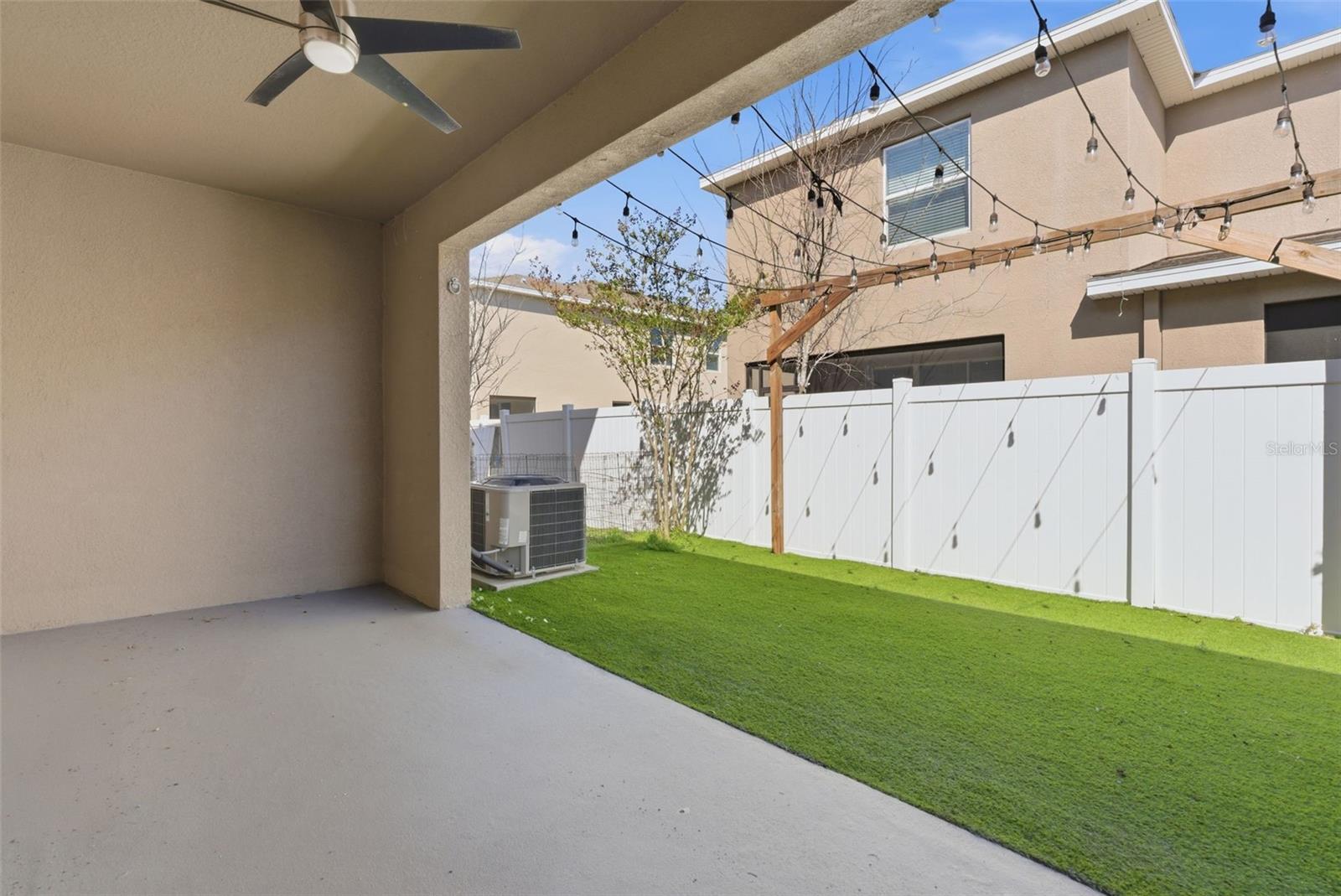 Image 28 of 47 For 424 Newmont Circle