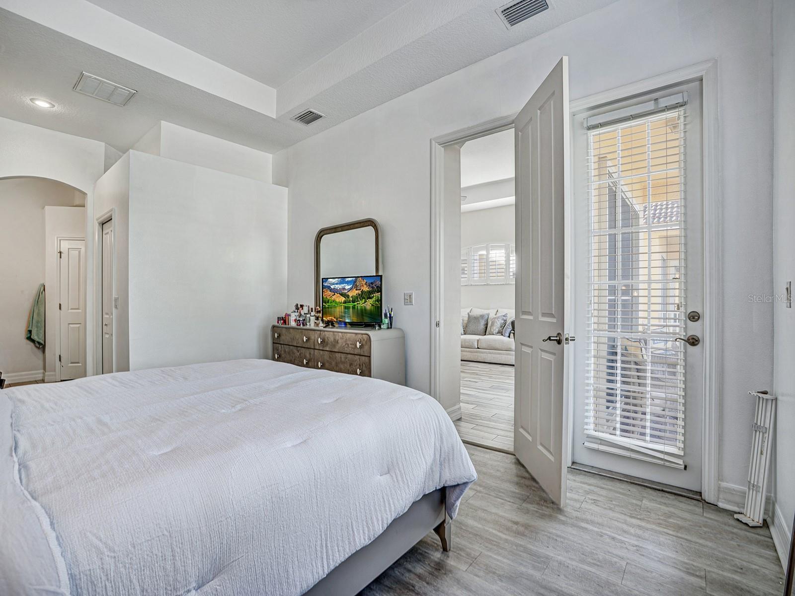 Image 16 of 38 For 4645 Casswell Drive