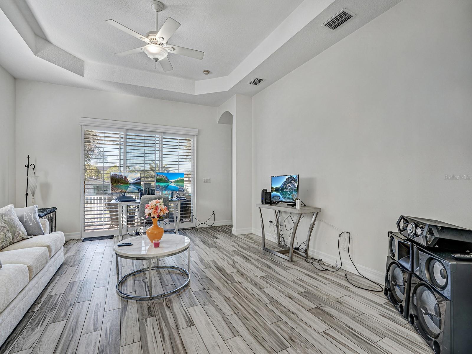 Image 5 of 38 For 4645 Casswell Drive