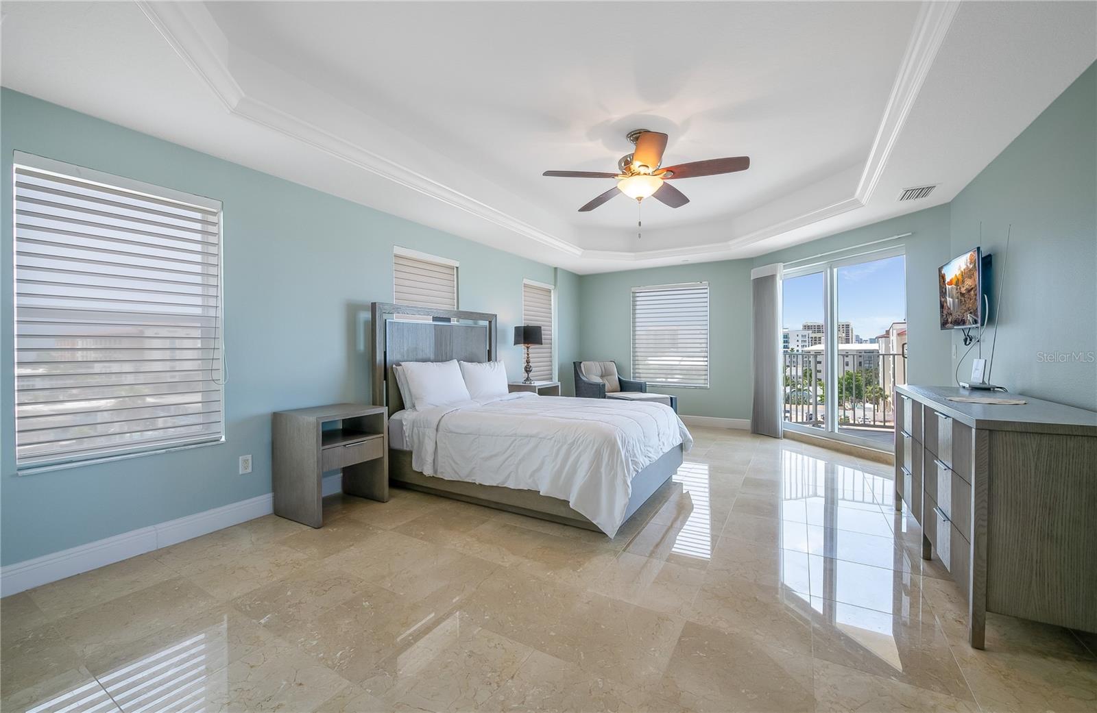 Image 16 of 37 For 15 Somerset Street 603