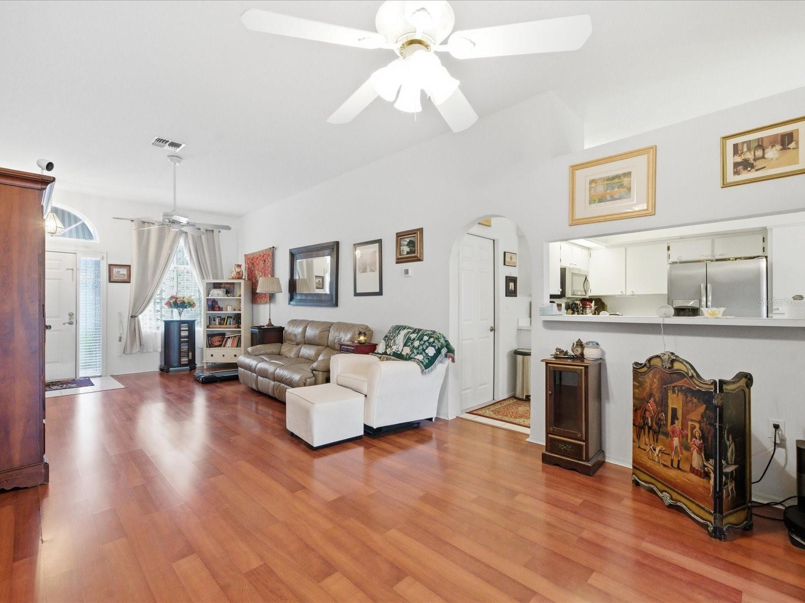 Image 12 of 35 For 4209 Avanti Circle