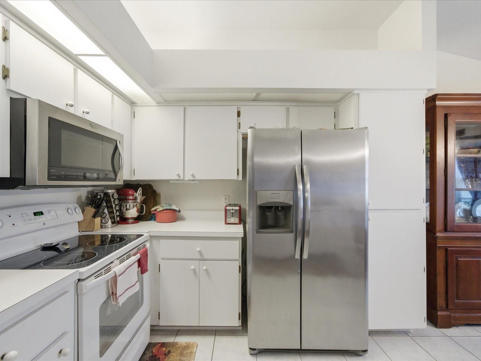 Image 14 of 35 For 4209 Avanti Circle