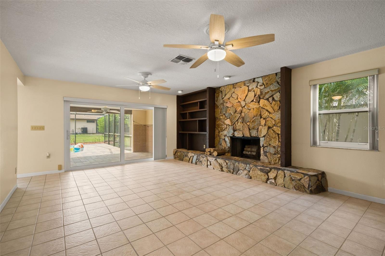 Image 19 of 57 For 2889 Fair Green Drive