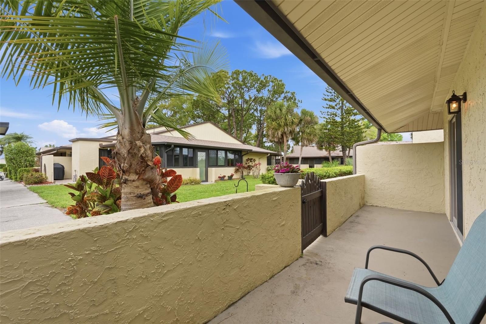 Listing photo id 16 for 1304 13th Circle Se 110