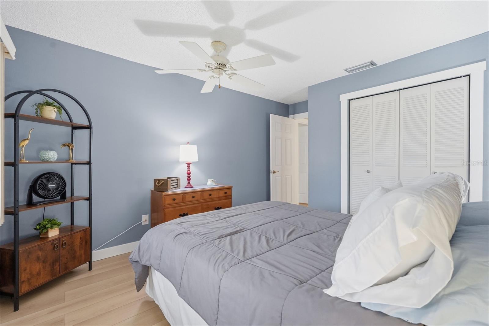 Listing photo id 21 for 1304 13th Circle Se 110