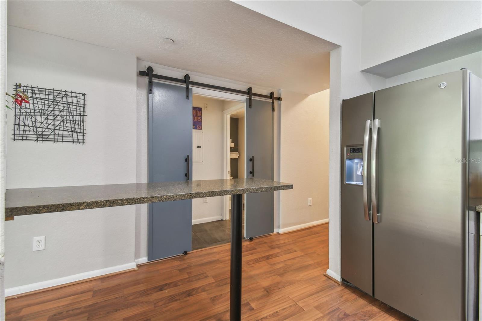 Image 5 of 27 For 2440 Horatio Street 1031