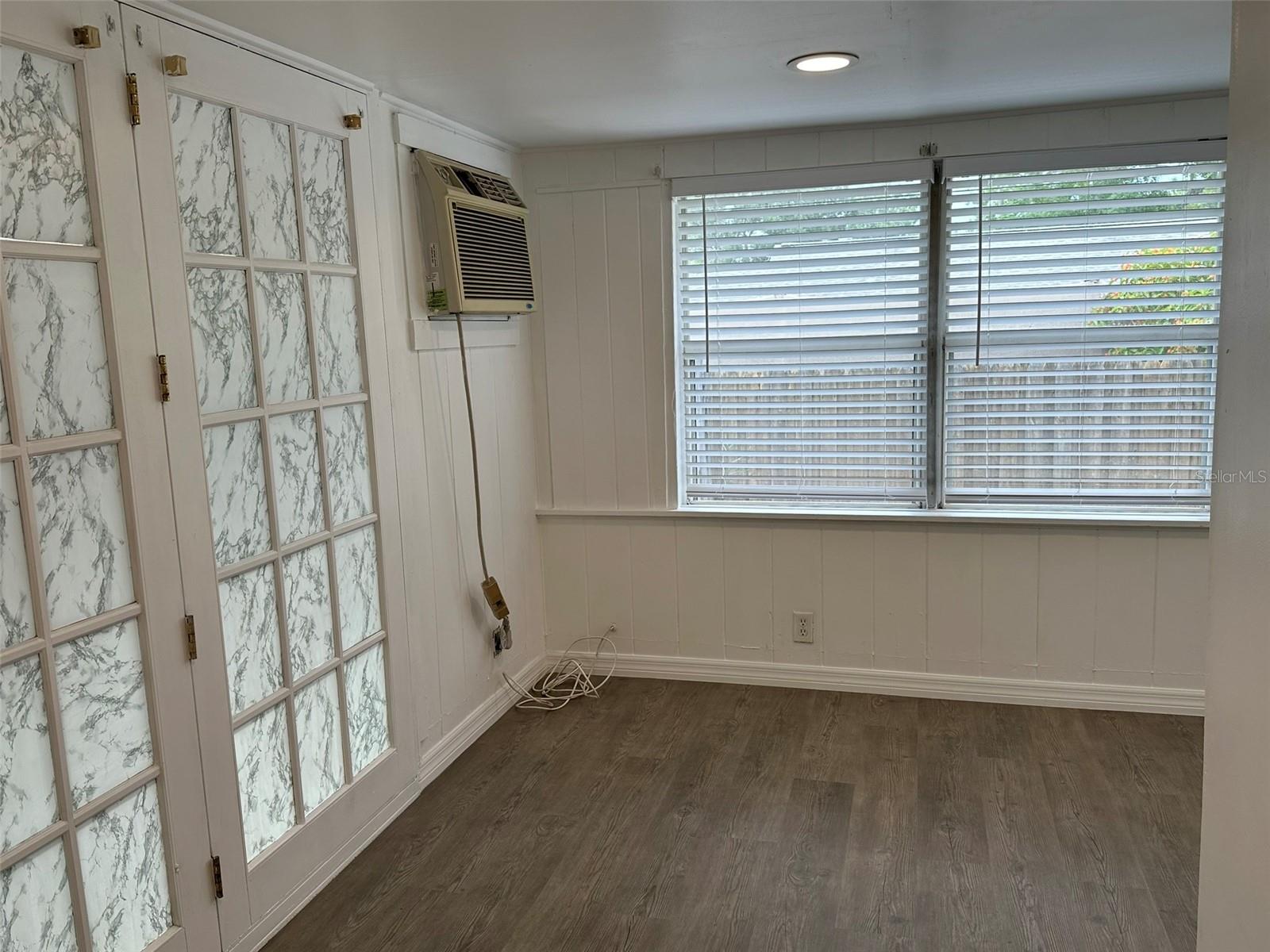 Image 8 of 12 For 6360 30th Street N