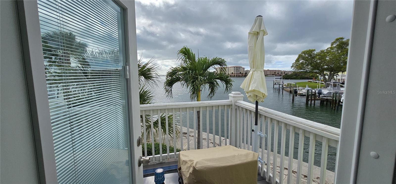 Image 14 of 42 For 5255 Coquina Key Drive Se C