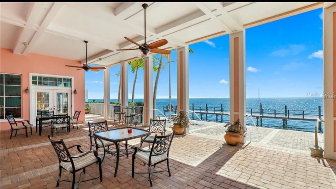 Image 20 of 42 For 5255 Coquina Key Drive Se C