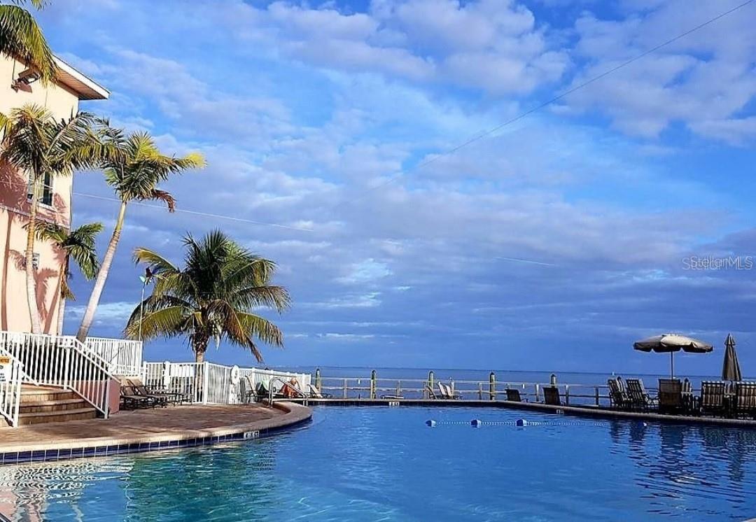 Image 25 of 42 For 5255 Coquina Key Drive Se C