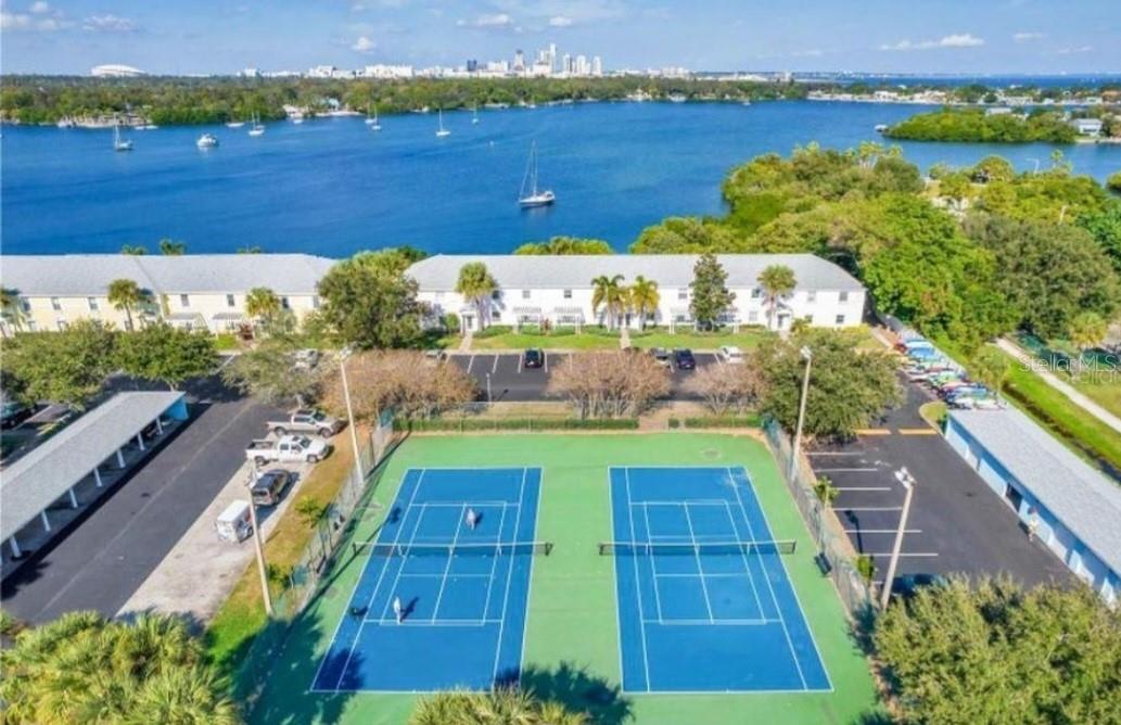 Image 30 of 42 For 5255 Coquina Key Drive Se C