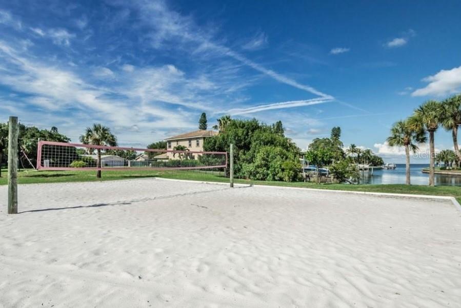 Image 38 of 42 For 5255 Coquina Key Drive Se C