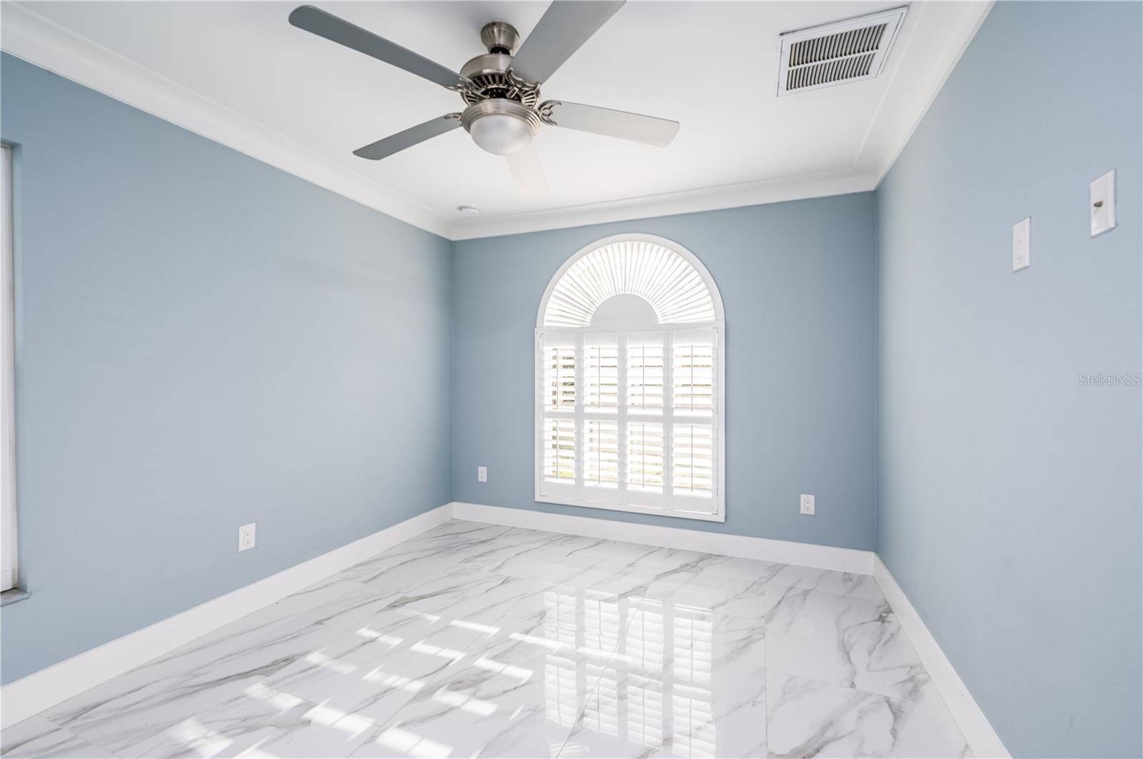 Image 15 of 32 For 6814 Glen Avenue