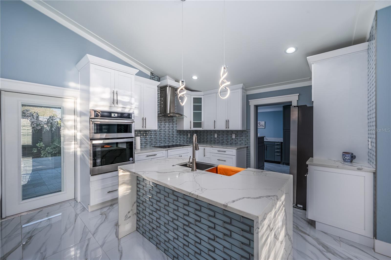 Image 5 of 32 For 6814 Glen Avenue