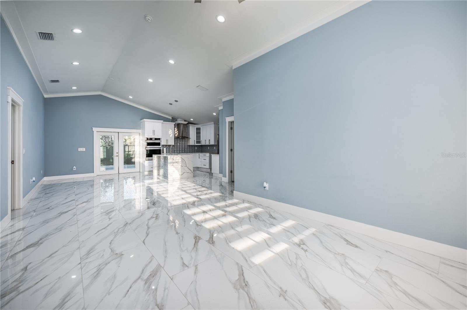 Image 6 of 32 For 6814 Glen Avenue