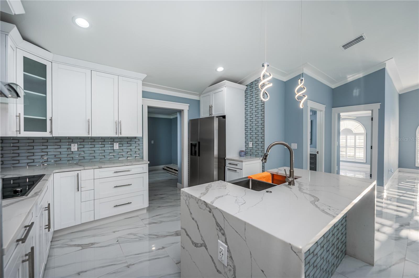 Image 9 of 32 For 6814 Glen Avenue