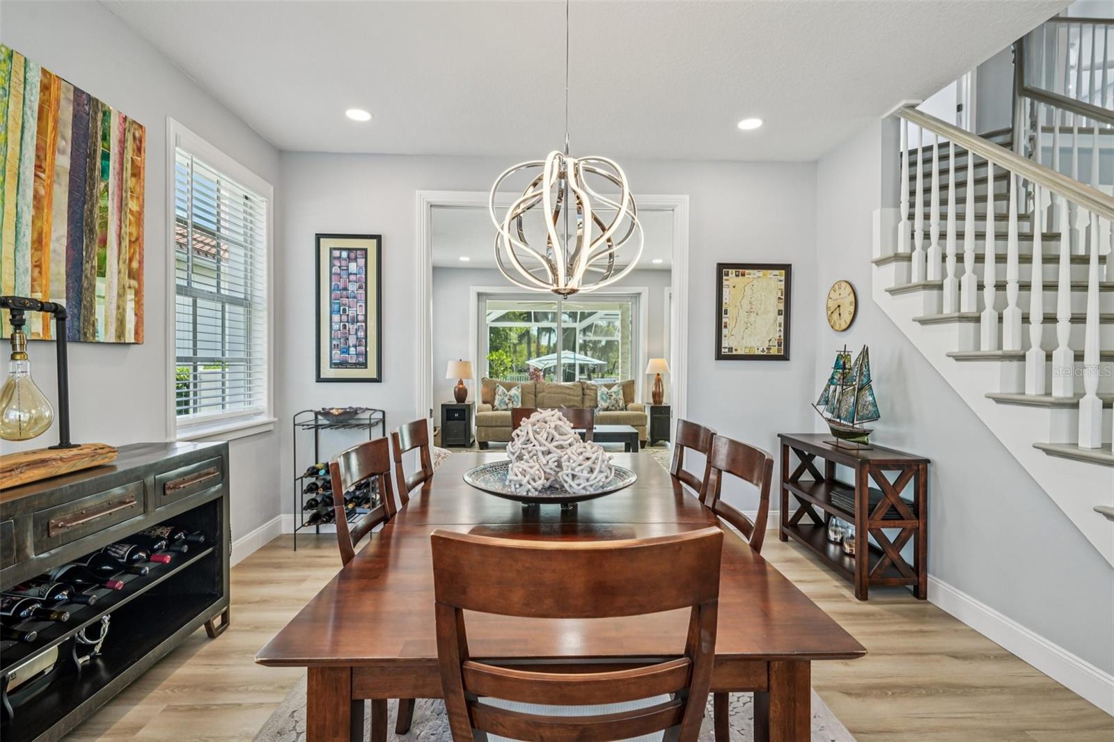 Image 10 of 65 For 750 Sand Pine Drive Ne