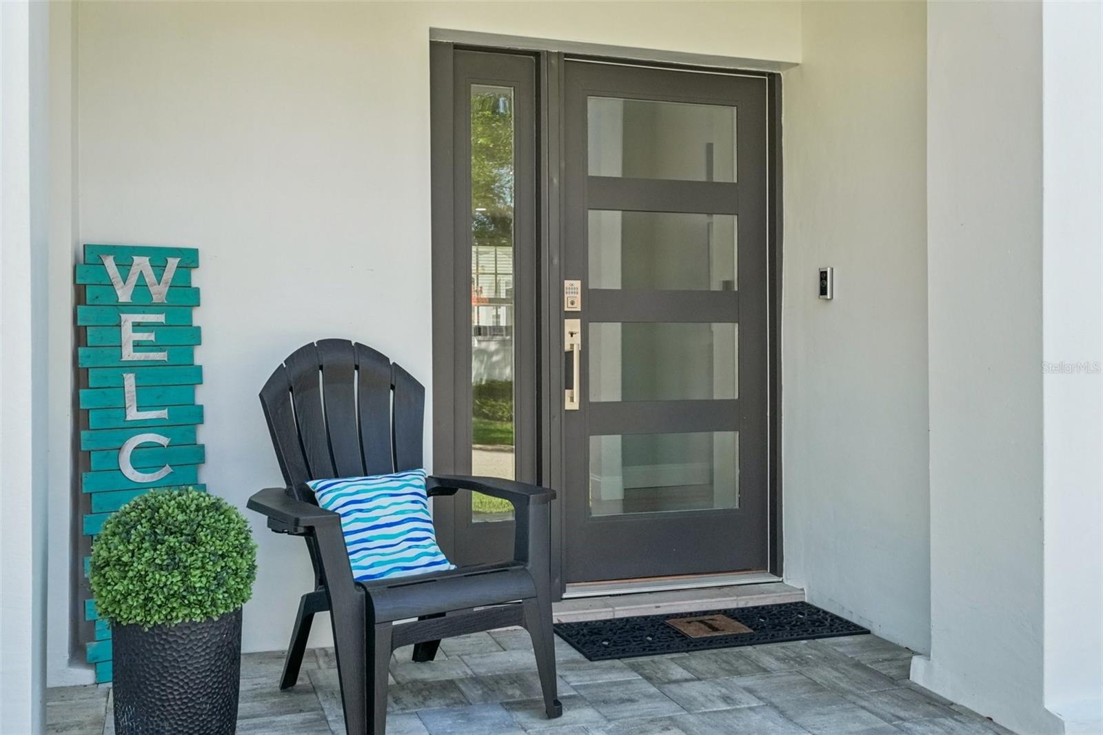 Image 4 of 65 For 750 Sand Pine Drive Ne