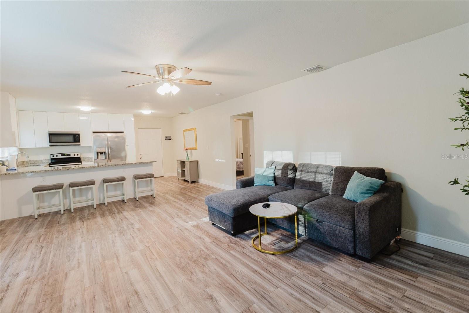 Image 13 of 60 For 7800 Washington Street