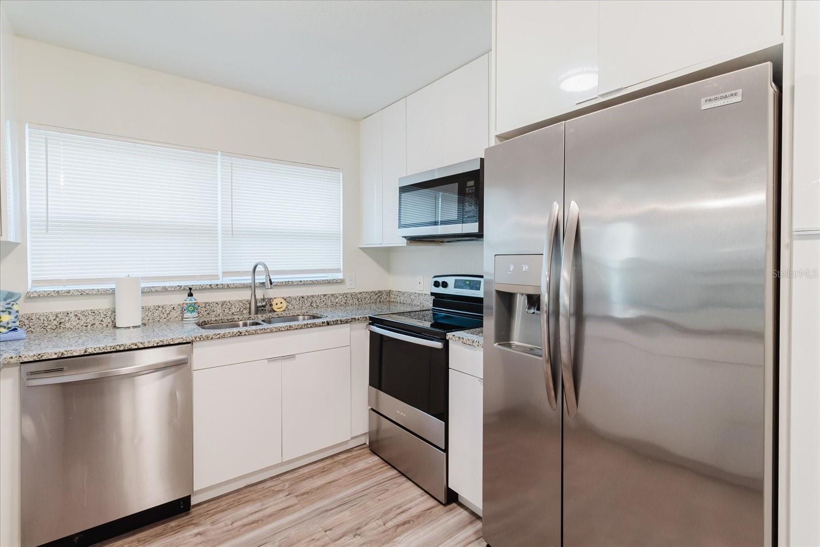 Image 23 of 60 For 7800 Washington Street