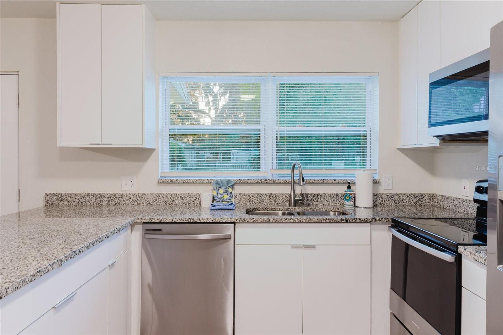 Image 26 of 60 For 7800 Washington Street