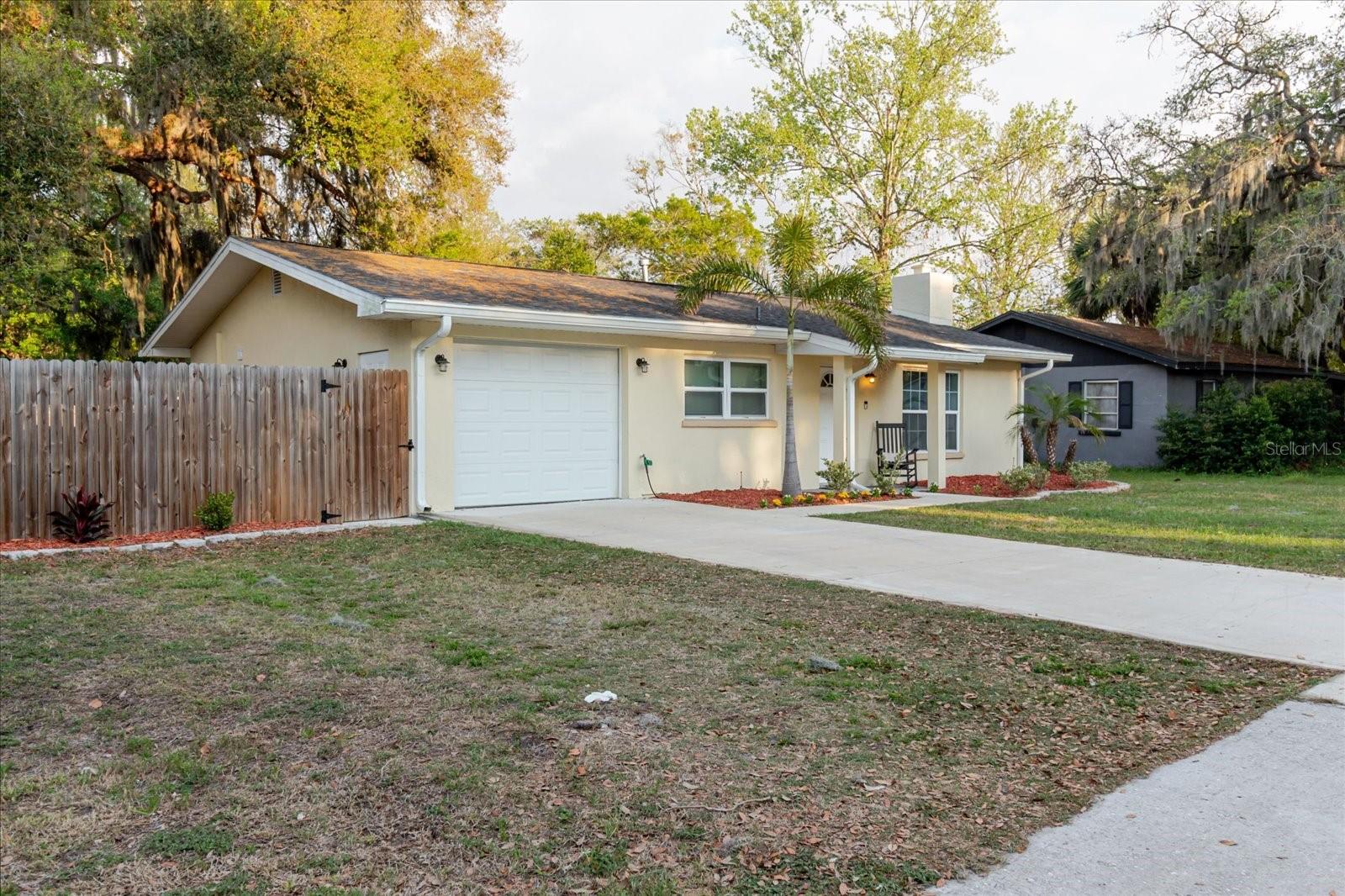 Image 4 of 60 For 7800 Washington Street