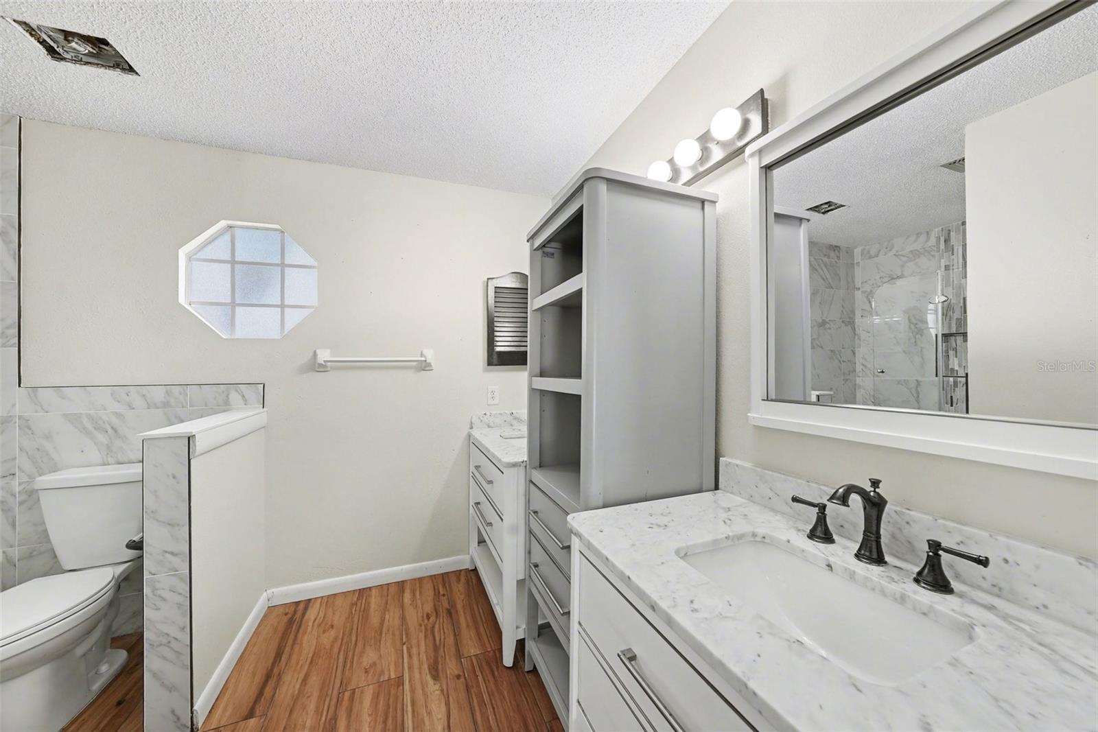 Listing photo id 17 for 6202 Boone Drive