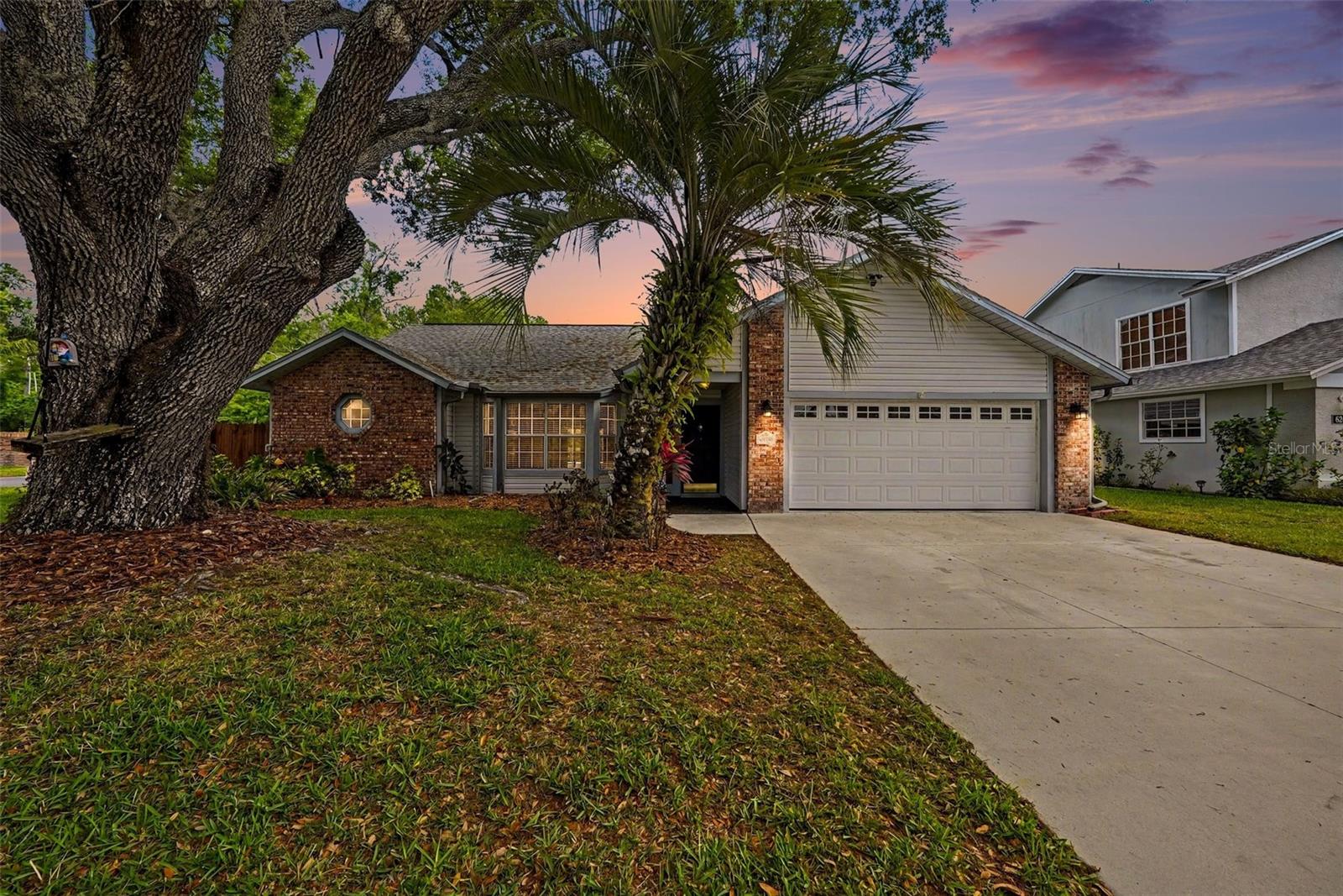 Listing photo id 2 for 6202 Boone Drive