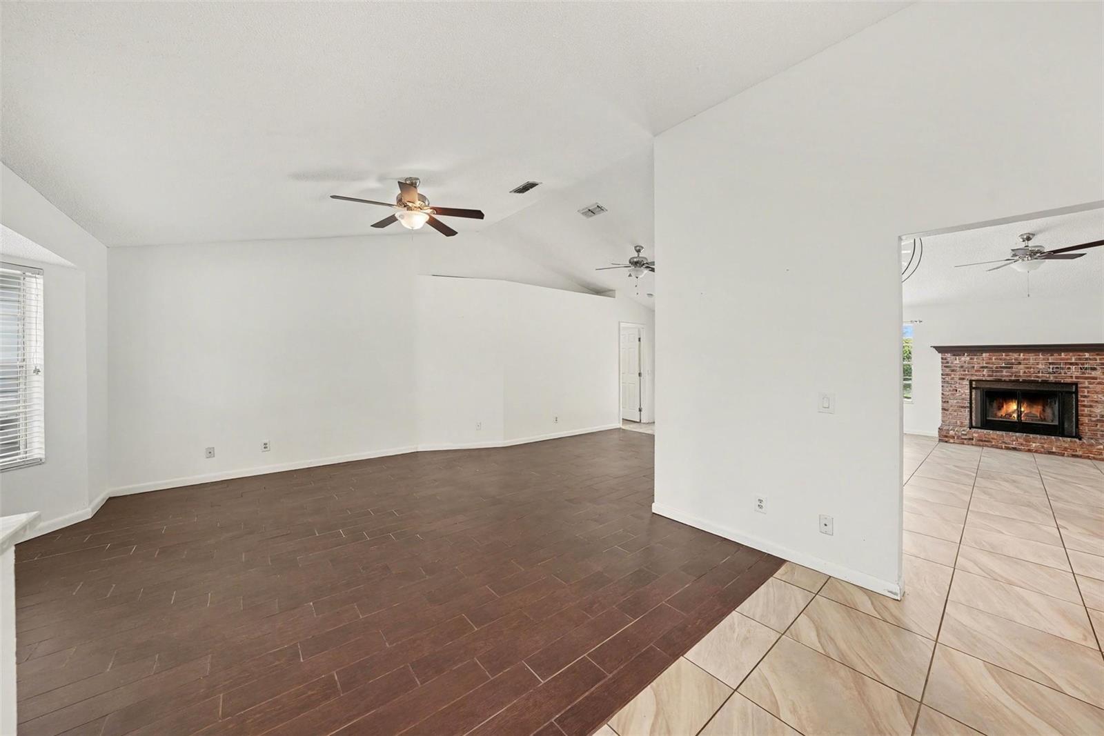 Listing photo id 4 for 6202 Boone Drive