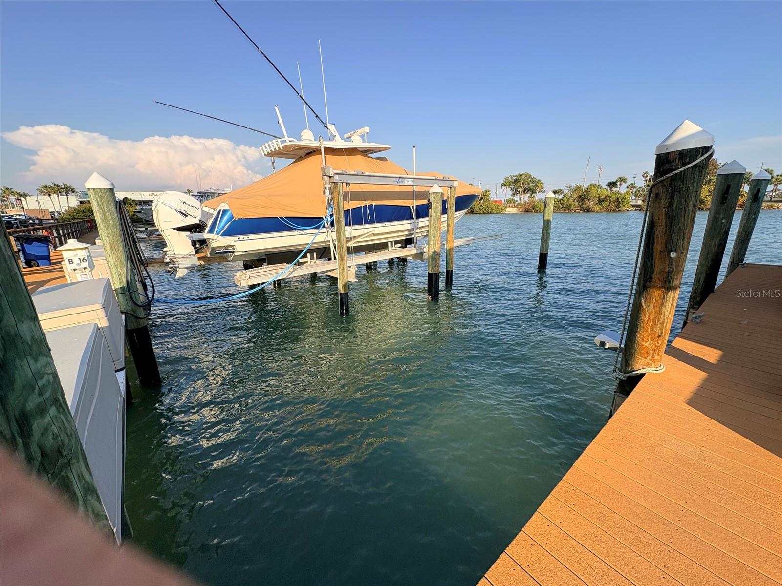 Image 4 of 19 For 601 American Legion Drive 16