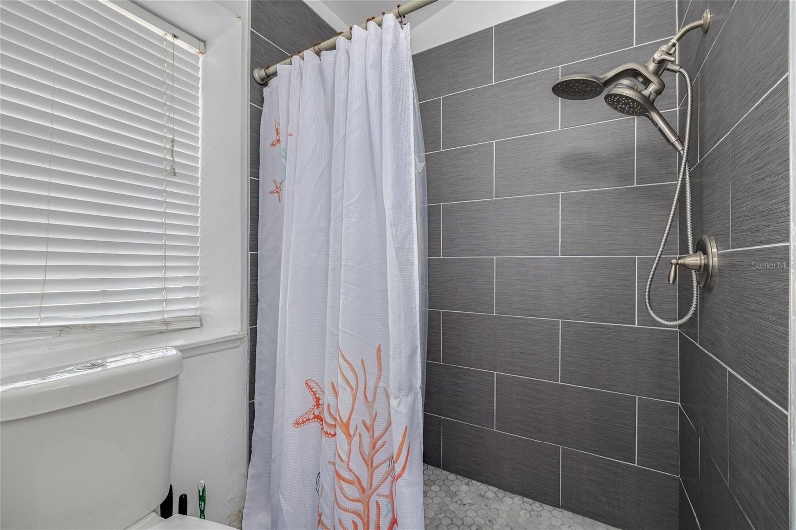 Image 28 of 38 For 7532 Turtlebrook Lane