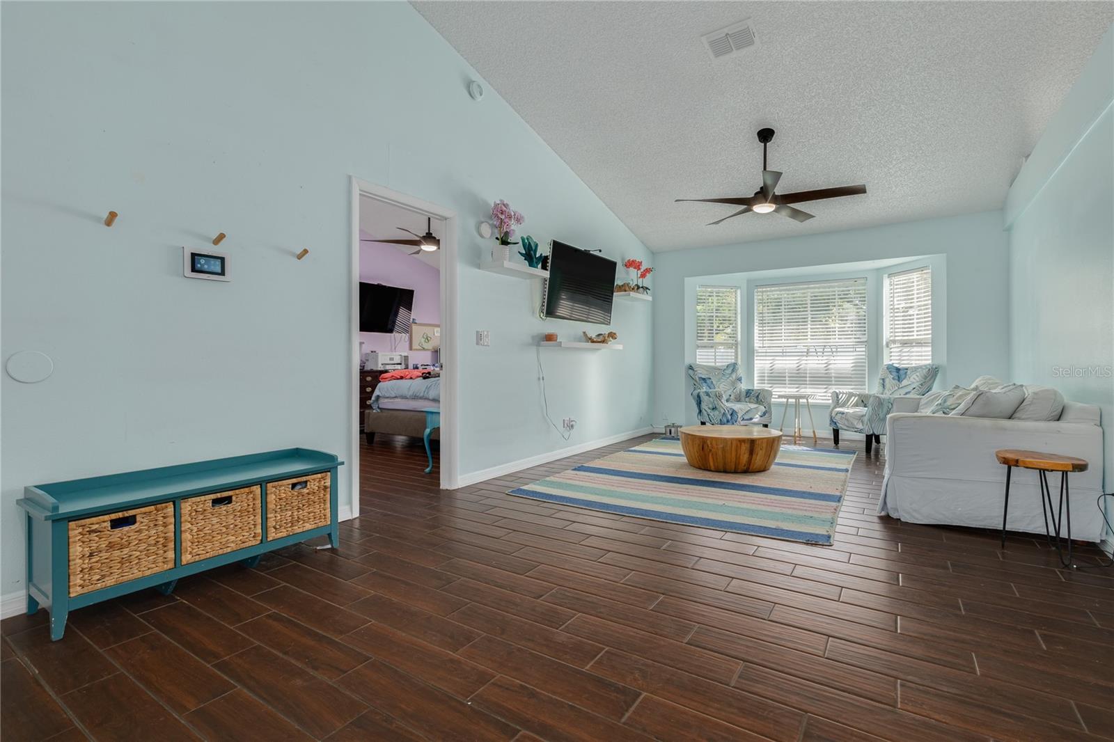 Image 8 of 38 For 7532 Turtlebrook Lane